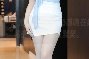 秀人网 – 目光无法游离，奶喵喵在线，和“秘密”似乎有点默契。