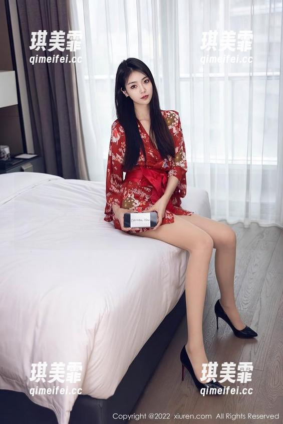 秀人网-清妙 秀人网 - 清妙吊带写真集,哇,这画面让我在键盘前流口水了,不知道谁能和我抢?