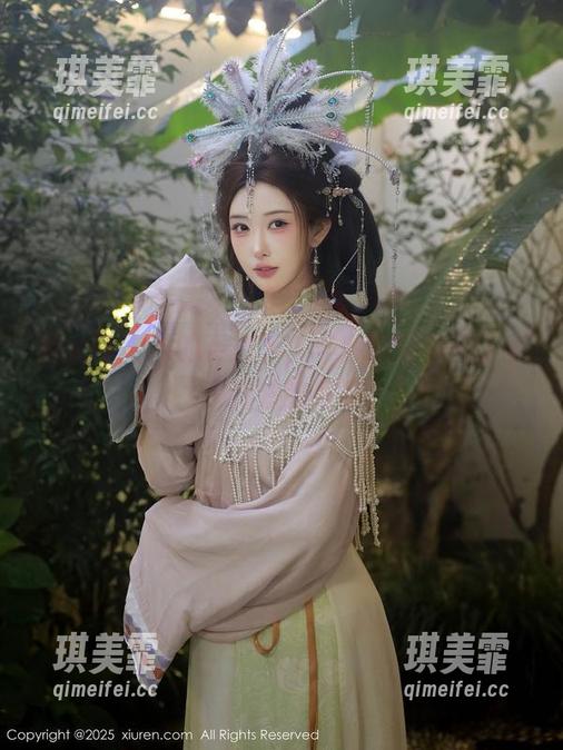 秀人网-芈琳娜 秀人网 - jk的姿态下,芈琳娜究竟藏了多少微妙的资源