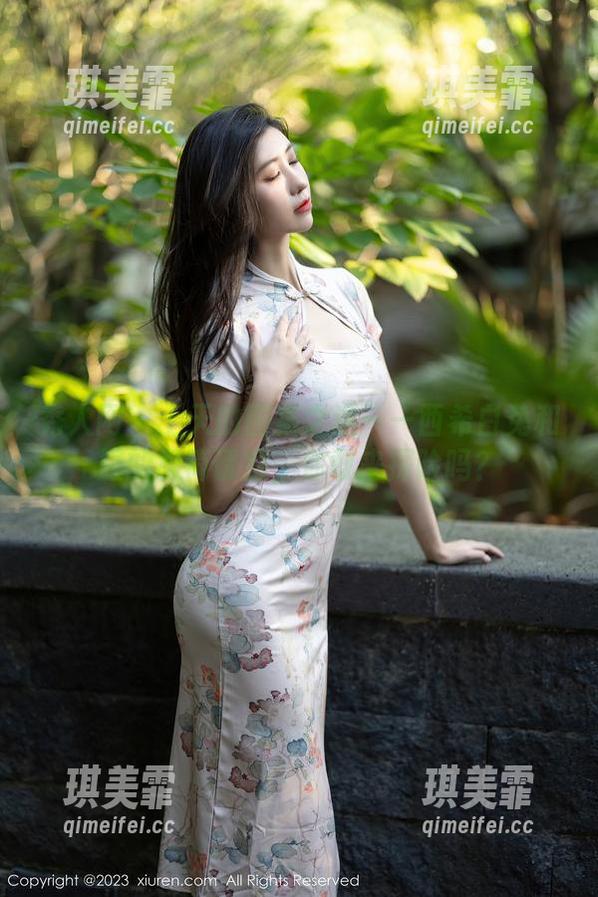秀人网-西希白兔 秀人网 - 上天的图集之选——西希白兔和服的极简诱惑,你敢来探险吗?