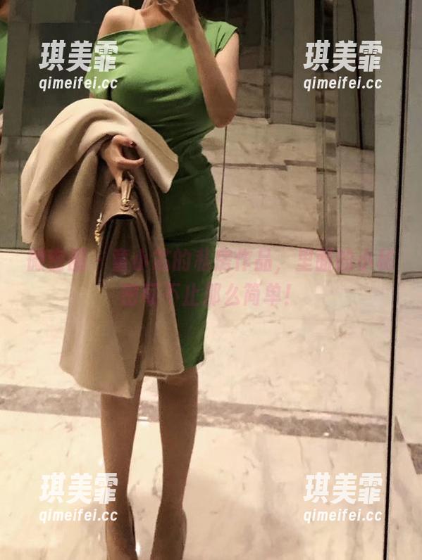 微密圈 - 童小芯的私房作品，里面的小秘密可不止那么简单！