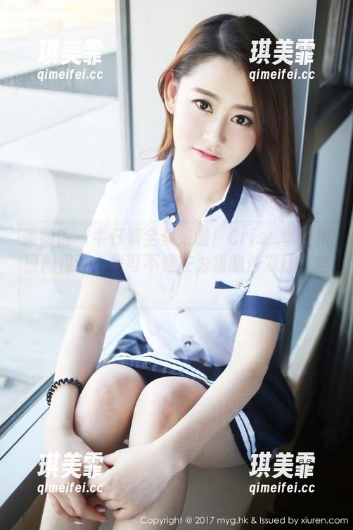 美媛馆-Cris_卓娅祺 美媛馆 - 牛仔裤全集来啦!Cris_卓娅祺原图保证:我可不是在为我的沙发打广告!