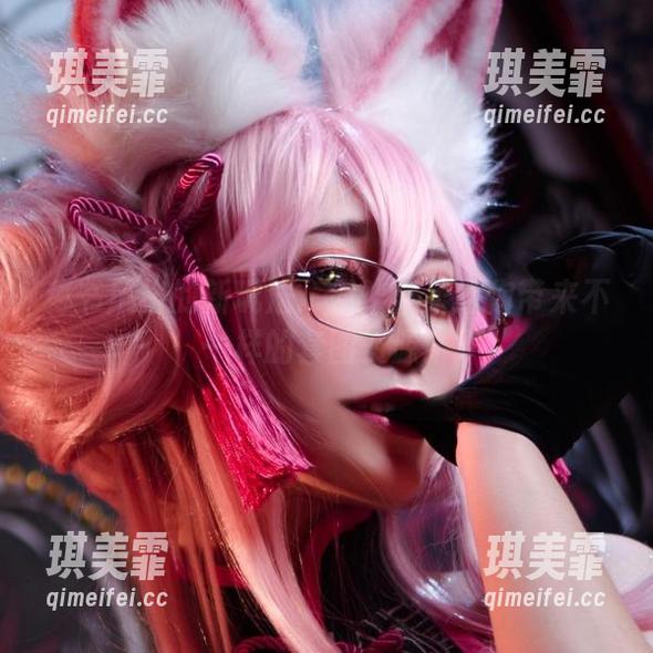翎柒菜菜 秘书风格的新玩法:翎柒菜菜给你带来不一样的套图资源!