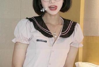微密圈 – 看！胜利的小生活套图中冷酷蝴蝶黑丝，分享的每个细节都是小惊喜。
