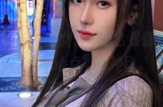 腐团儿Ikaros的女仆，怎么看都有种“老板请用心点”的冲动。