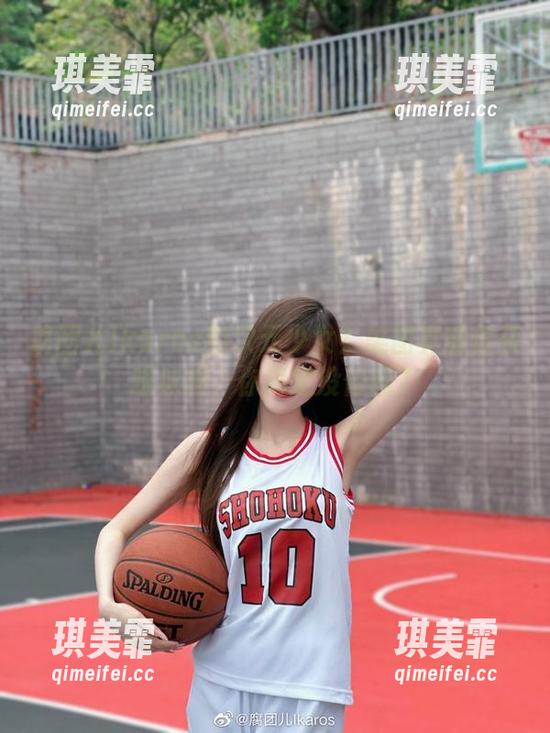 腐团儿Ikaros 腐团儿Ikaros的次元少女?美图真能俘获眼球啊,你确定没修图?