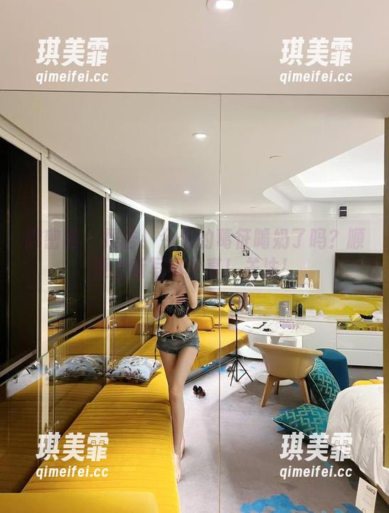 葛征 微密圈 - 报告!今天的葛征喝奶了吗?顺便上新写真分享!关注!