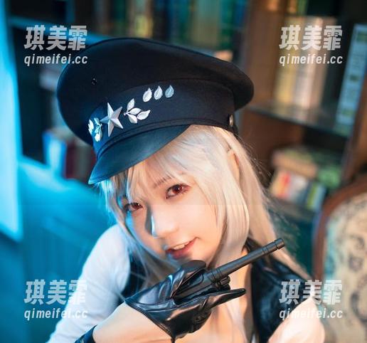 蓝小沂KiKi 看过蓝小沂KiKi黑贞德女仆的原图,我好想知道她下一步在图里要做什么!