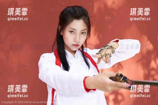 蜜桃社-玛丽Mary 蜜桃社 - 玛丽Mary的眼镜图集,下载时请注意,闪光点多得你可能会瞎!哈哈!