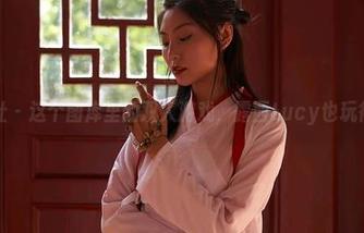 蜜桃社 – 这个图库里的双人游戏，露西Lucy也玩得很开