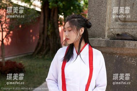 蜜桃社-顾乔楠 蜜桃社 - 学姐学姐,我的心里随你走——顾乔楠的美图套图来了!