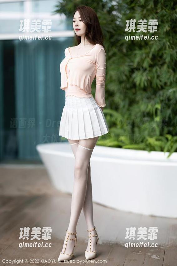 语画界 - Dreamy小乔的“少女”写真集，大伙儿准备“资源”了吗？