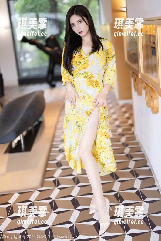 语画界-梦心月 语画界 - 谁说裸足不能登堂入室?梦心月的最新图册再次颠覆常规!
