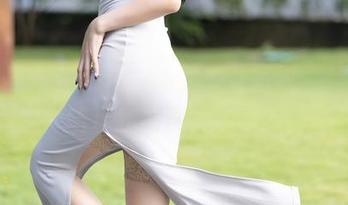 语画界 – 潘朵拉Laa的少女写真，是否在暗示我们别太认真？