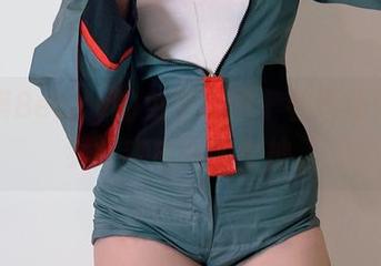 贝贝琪Becky的免费原图，看她如何把兔女郎变成毒蛇女神。