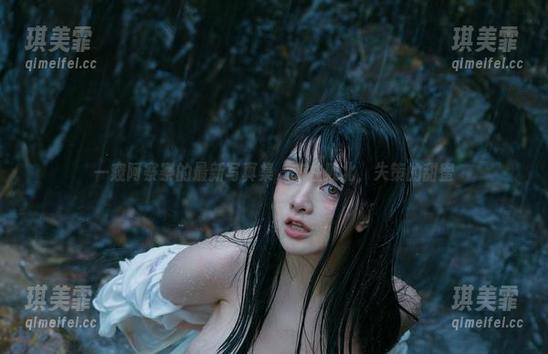 阿寨寨 一窥阿寨寨的最新写真集,恋柱败北,失策的甜蜜