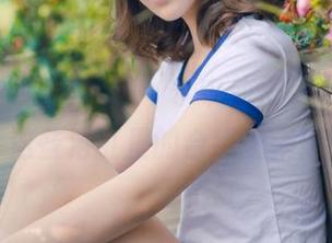 青豆客 – 施忆佳的‘水中仙子’，集合了这些浴缸里的合纵连横！
