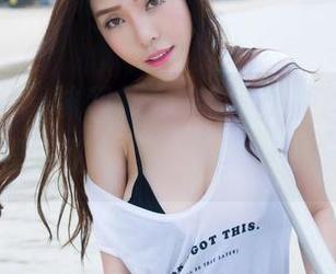 魅妍社 – 网袜和刘奕宁Lynn的融合：那画面整得脑瓜疼，资源一应俱全！