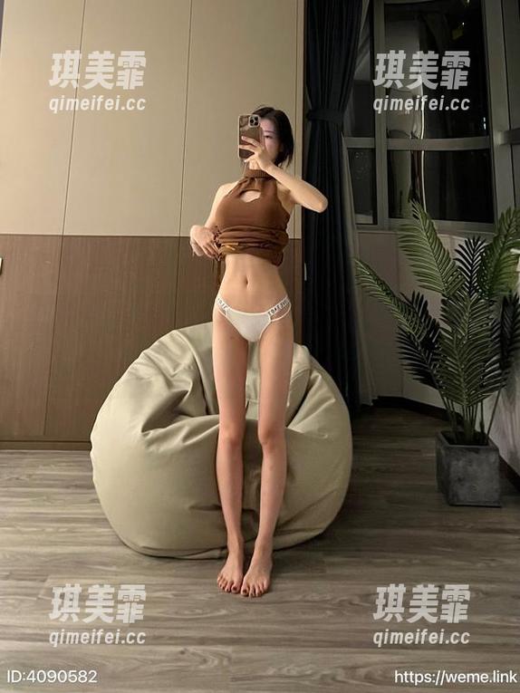 黎允熙 微密圈 - 如果枣红睡裙会说话,黎允熙的合集更新,你猜她会聊些什么?
